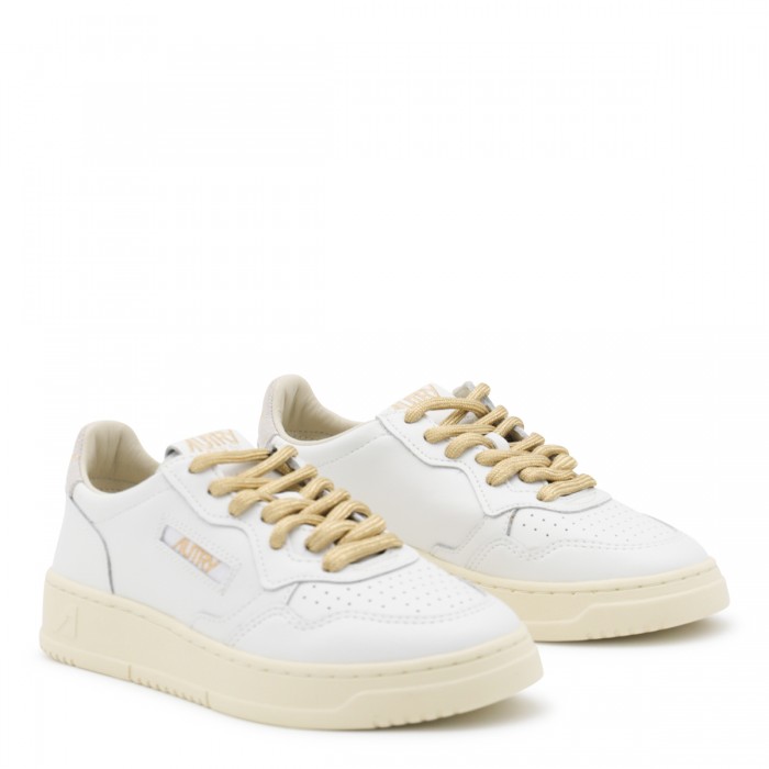 WHITE LEATHER MEDALIST LOW... 2