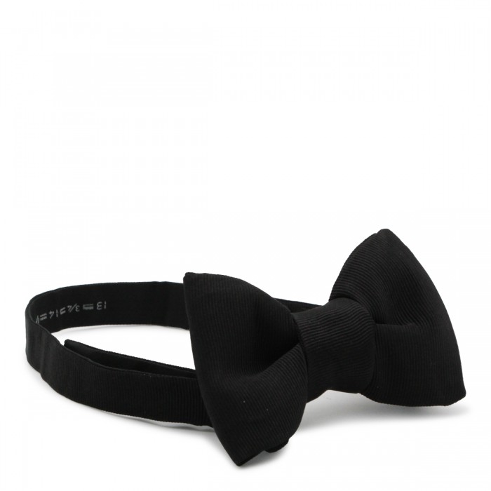 BLACK VELVET PAPILLON TIE 2