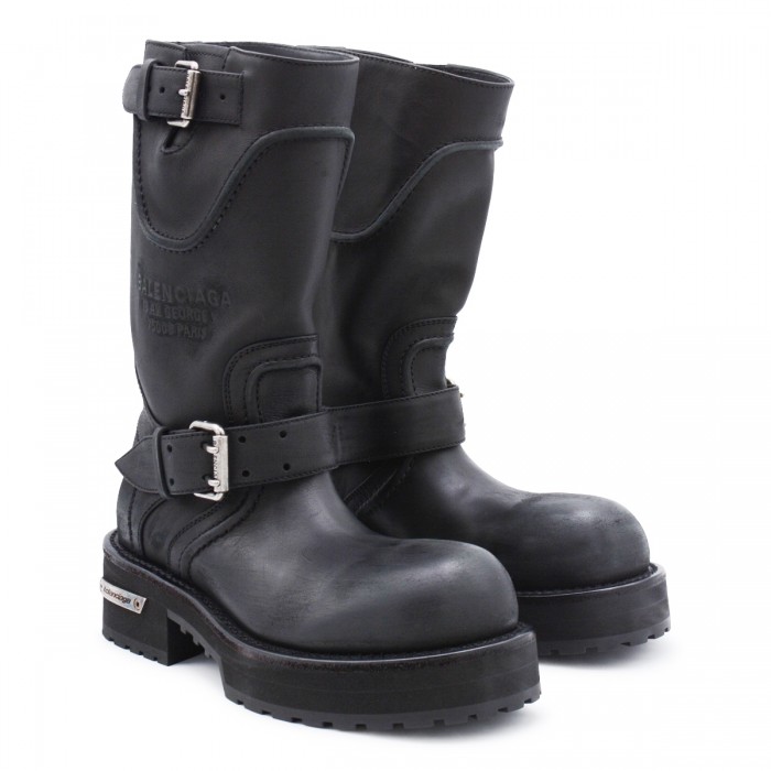 BLACK LEATHER BOOTS 2