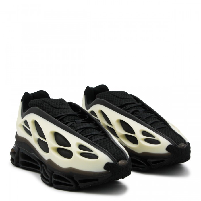 BLACK AND CREAM WILLY MEGA... 2