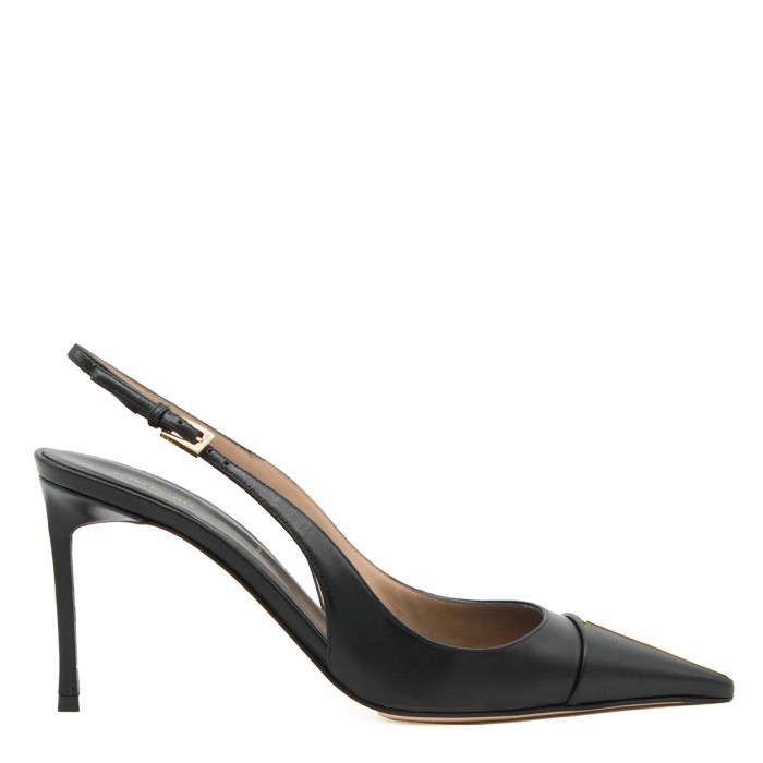 BLACK LEATHER PUMPS