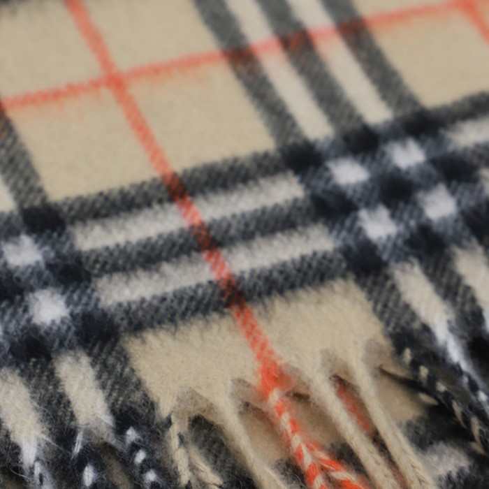 BEIGE WOOL SCARF 2