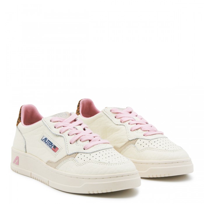 WHITE PINK AND LEOPRINT... 2