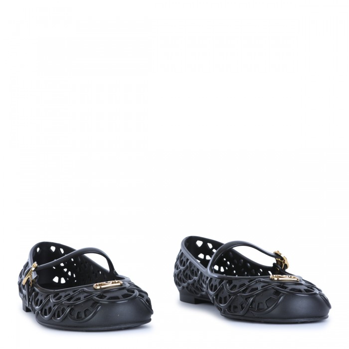 BLACK ONDETTE FLAT 2