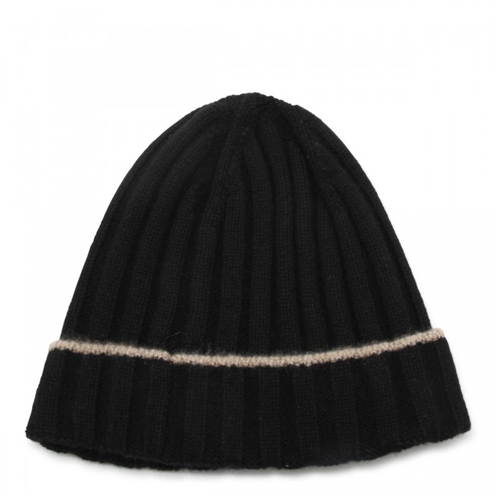BLACK WOOL BEANIE 2