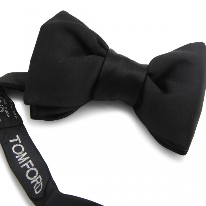 BLACK SILK BOW TIE 2