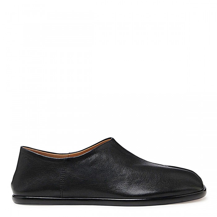 BLACK LEATHER TABI FLATS