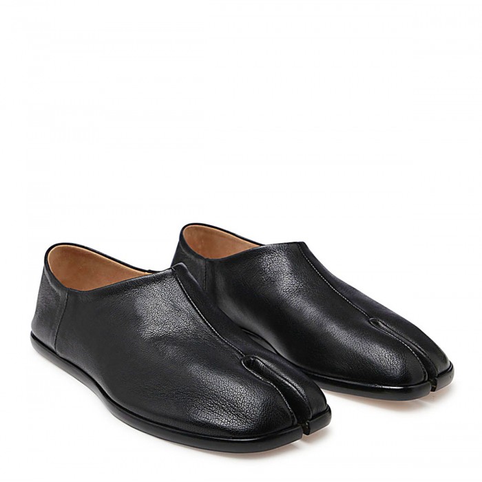 BLACK LEATHER TABI FLATS 2
