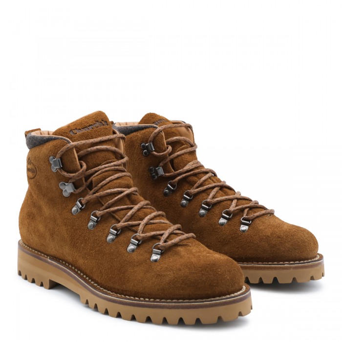 BROWN LEATHER BOOTS 2