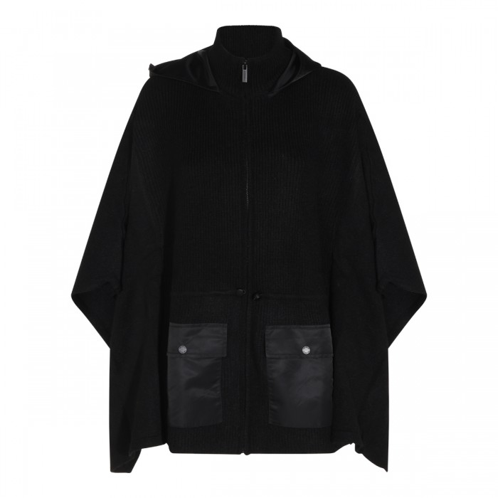 BLACK CAPES