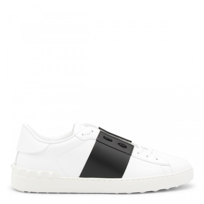 WHITE AND BLACK OPEN SNEAKERS