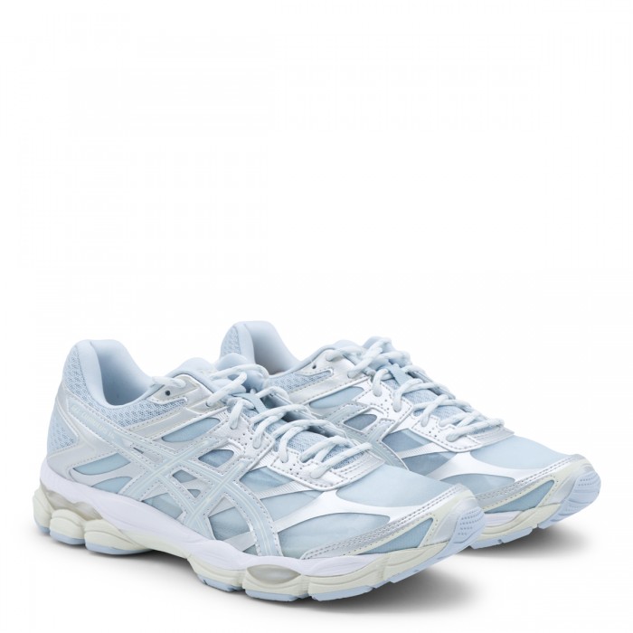 WHITE AND LIGHT BLUE GEL... 2