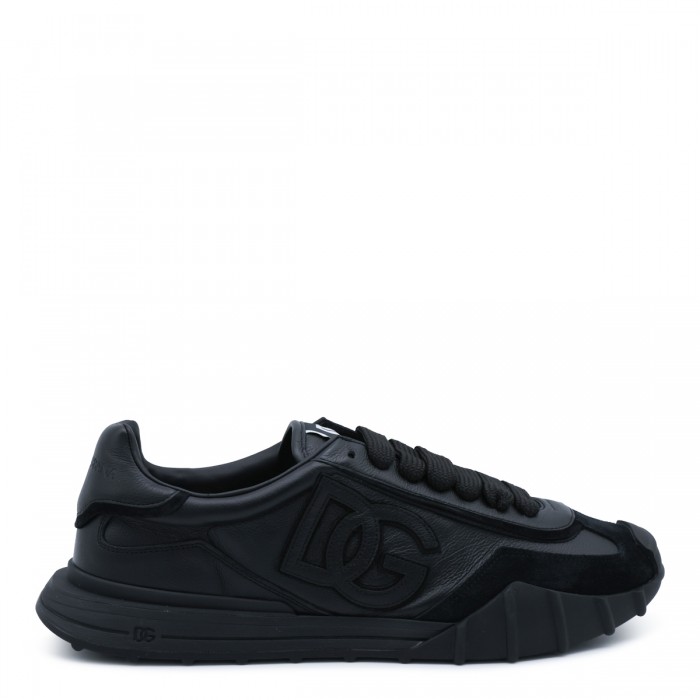 BLACK ATHLETIC SNEAKERS