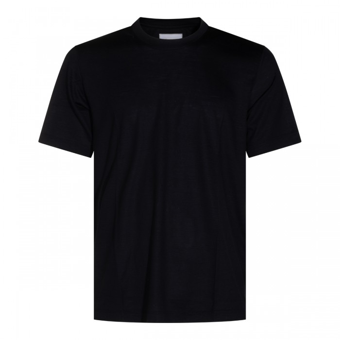 BLACK T-SHIRT