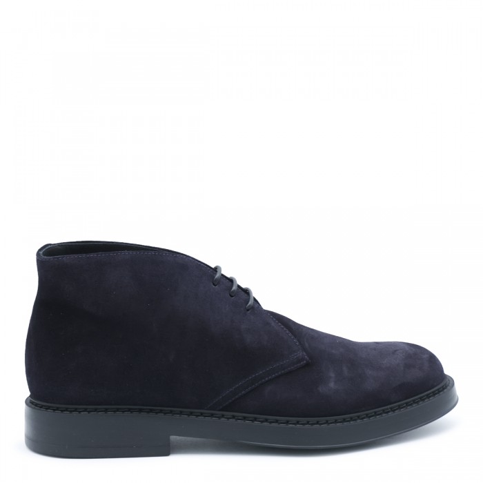 BLACK SUEDE BOOTS