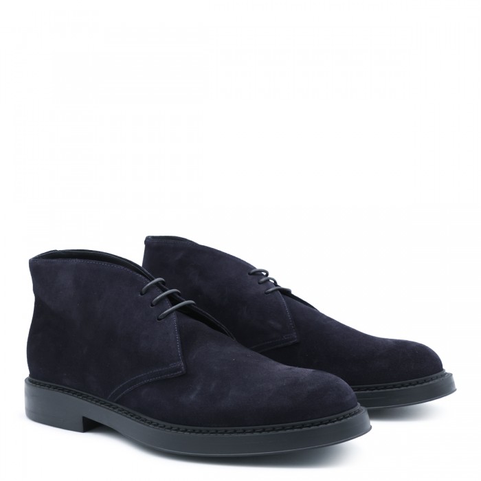 BLACK SUEDE BOOTS 2