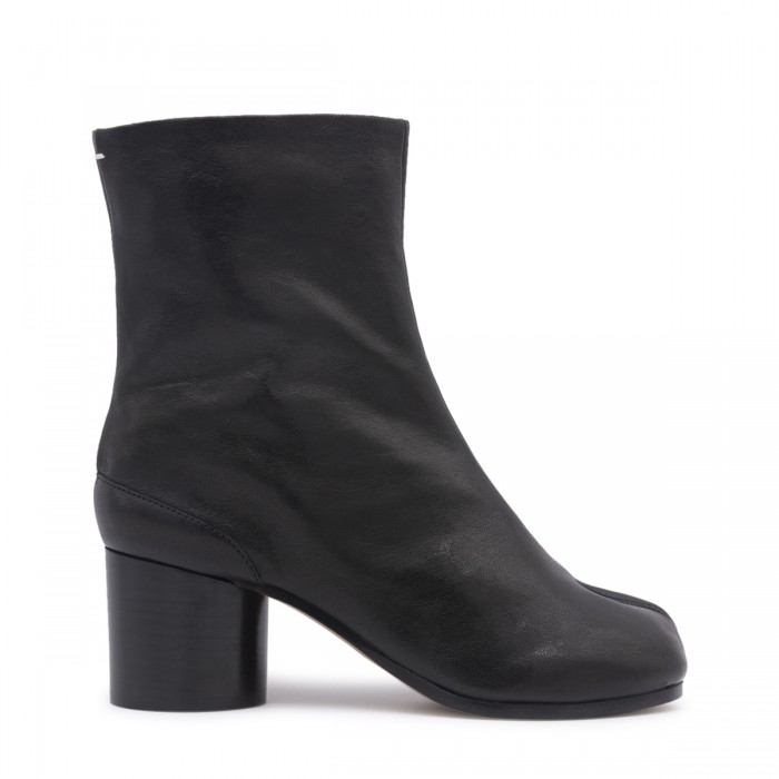 BLACK LEATHER BOOTS