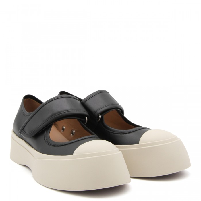BLACK LEATHER SNEAKERS 2