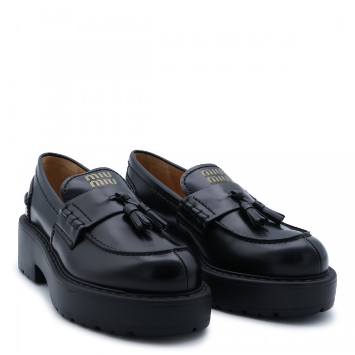BLACK LEATHER PLATFORM LOGO... 2