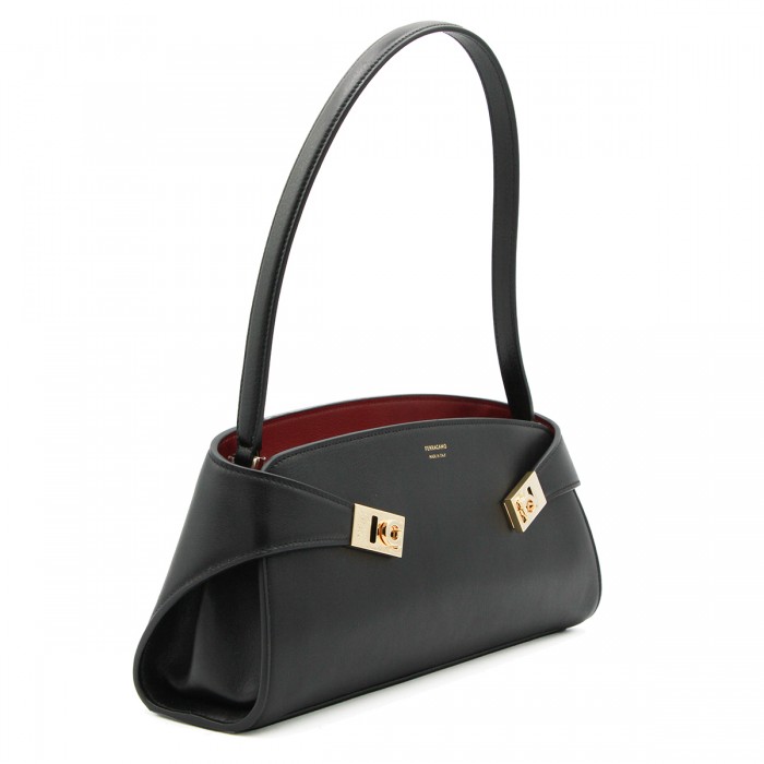 BLACK LEATHER HUG SH EAST... 2