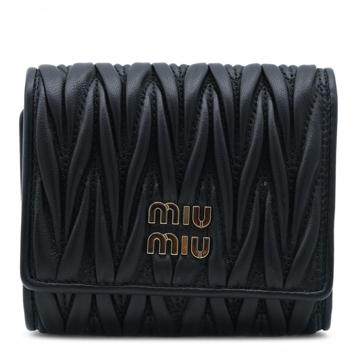 BLACK LEATHER WALLET