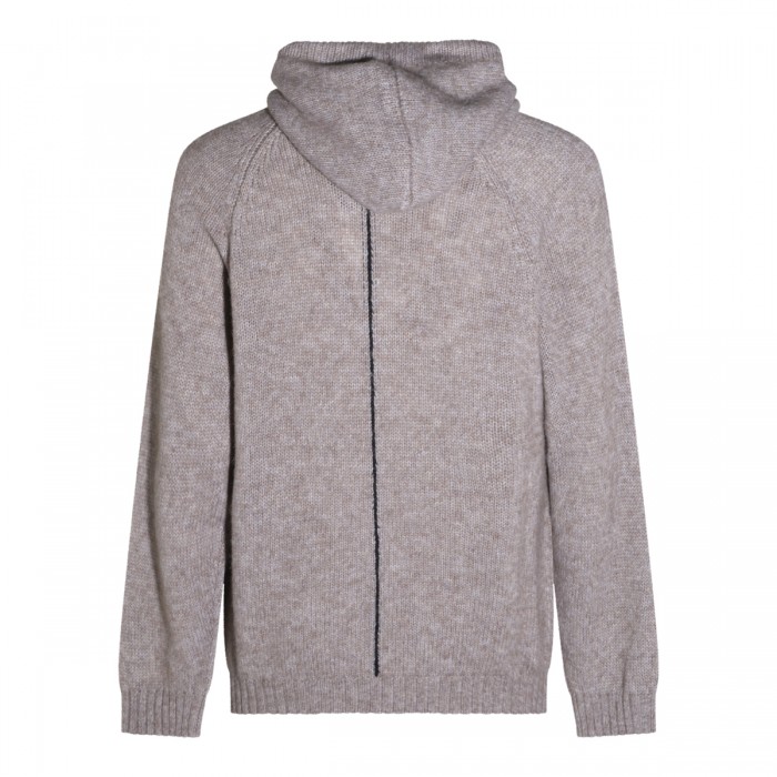 GREY KNITWEAR 2