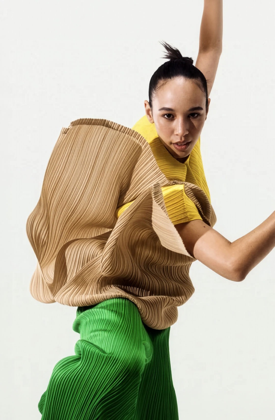 PLEATS PLEASE ISSEY MIYAKE
